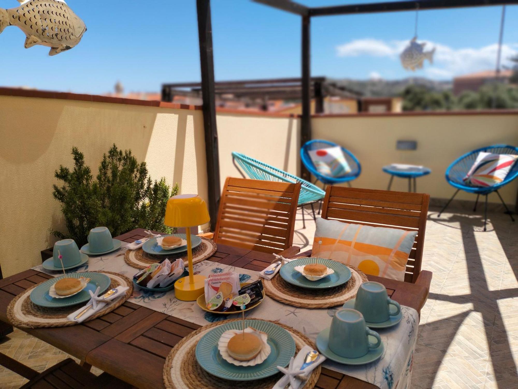 Appartamento La Terrazza - Localita Cala Gavetta La Maddalena  Bagian luar foto